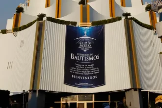 Feligreses de la iglesia La Luz del Mundo en Guadalajara, Jalisco. Candidatos vinculados con narcotráfico y sectas religiosas, sombras en elección judicial. Foto: JLMNoticias / EFE/ Francisco Guasco/ARCHIVO.