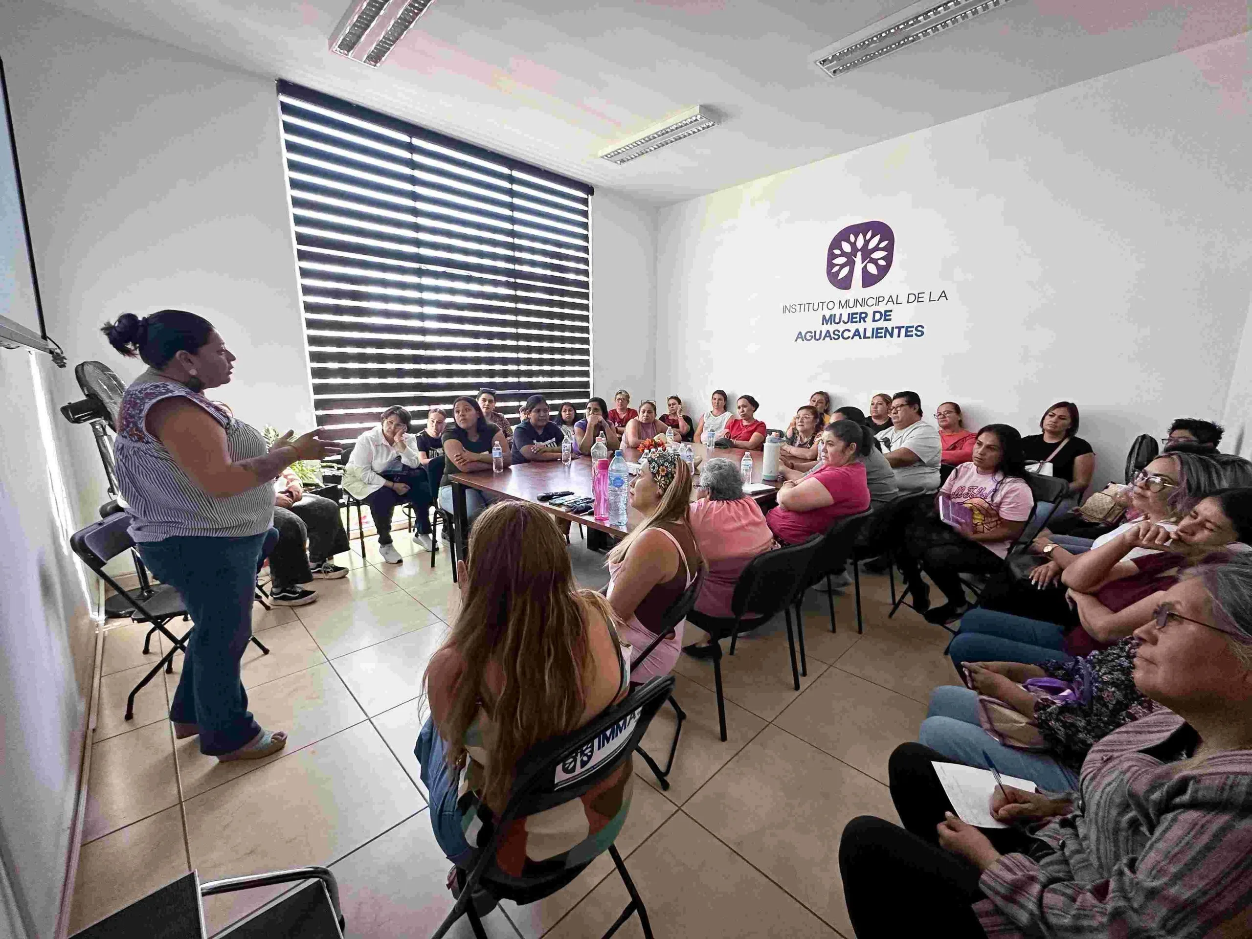 Con el taller de Tanatología “El Dolor de tu Ausencia”, el IMMA ofrece una experiencia transformadora que promueva el crecimiento personal y la reflexión sobre la vida y la muerte.