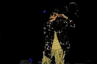 Junior H durante su presentación en el Palenque de Aguascalientes. Foto: JLMNoticias / Ceci Ruiz.