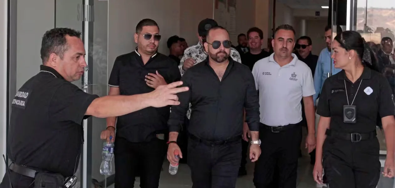 Los Alegres del Barranco son vinculados a proceso por presuntamente hacer de apología del delito