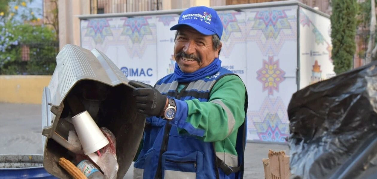 Operativos de limpieza en la Feria Nacional de San Marcos 2025