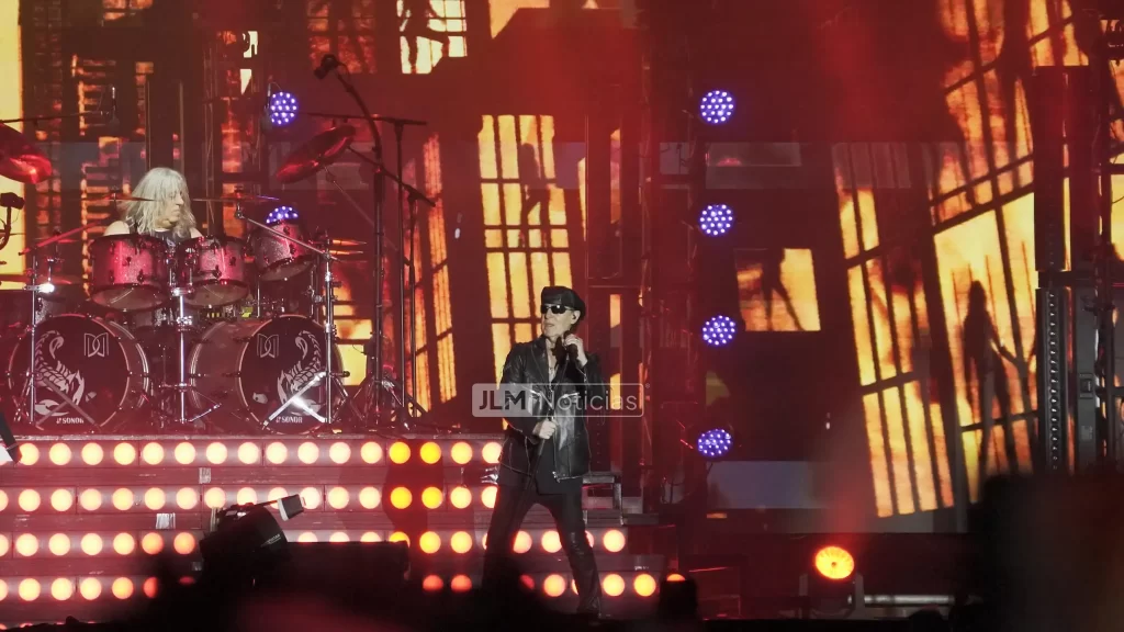 Una noche de puro rock se vivio con la leyenda viviente Scorpions