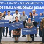 Tere Jiménez encabezó la entrega de semilla mejorada de maíz de riego en el municipio de Jesús María.
