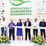 Tere Jiménez inaugura la Expo Leche Gilsa 2025 en Aguascalientes, con más de tres mil participantes y expertos de siete países; el foro impulsa la industria lechera, la innovación agropecuaria y el respaldo a los productores.