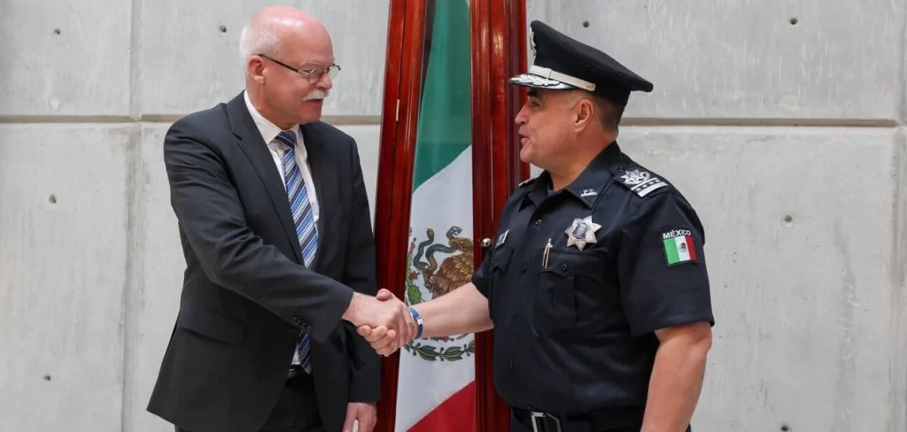 Alemania reconoce a Aguascalientes como polo de inversión y desarrollo por su clima de seguridad, tras visitar el C5i y la Secretaría de Seguridad Pública del Estado, fortaleciendo lazos de colaboración internacional.
