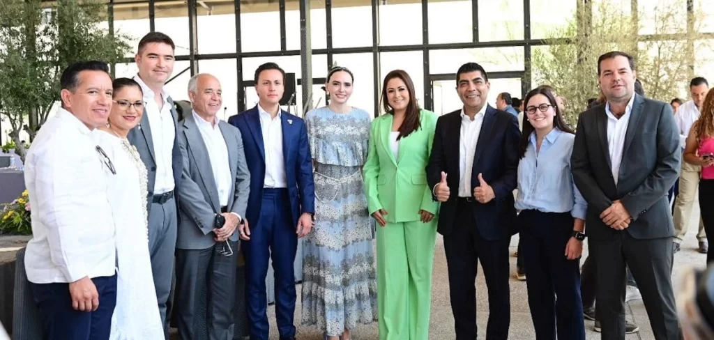 Tere Jiménez impulsa desde Aguascalientes el fortalecimiento de las Mipymes mexicanas, liderando el Tercer Encuentro de Empresas Globales con estrategias para impulsar el desarrollo económico nacional.