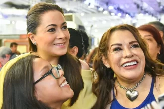 Tere Jiménez reconoce a más de 7 mil madres en Aguascalientes e impulsa apoyos como becas, estancias infantiles y programas para emprendedoras.