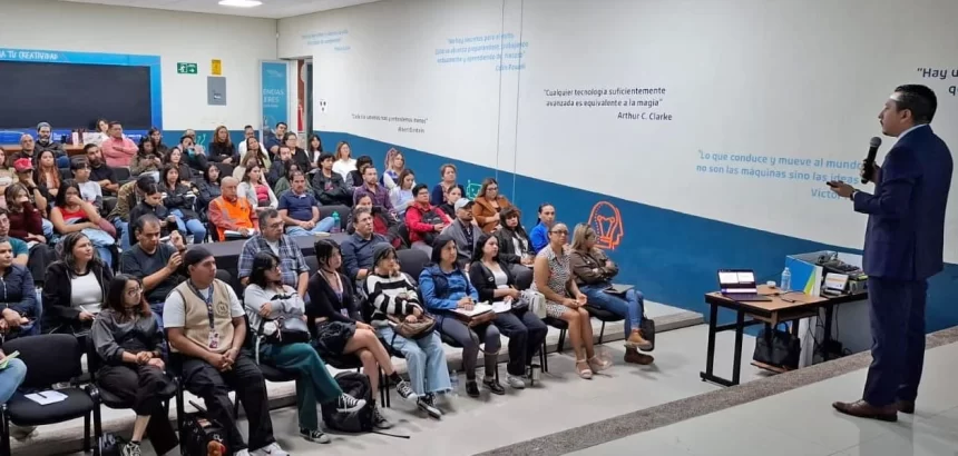 Gobierno de Aguascalientes lanza cursos gratuitos en junio para fortalecer negocios locales en servicio, redes, TI, publicidad y más.