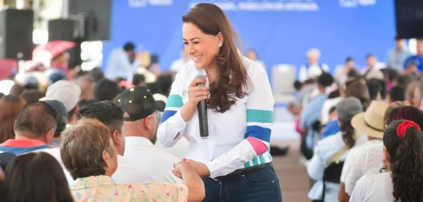 Tere Jiménez entrega pozo de agua potable en Santa Isabel, Pabellón de Arteaga, con inversión de 8.6 millones para más de 1,042 habitantes.
