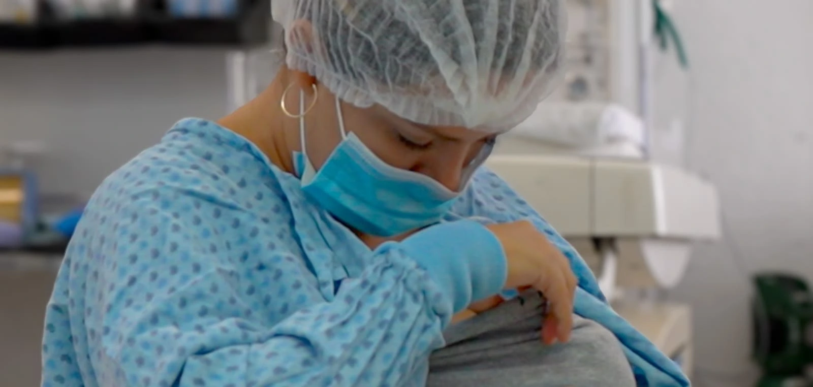 Aguascalientes registra el menor índice de mortalidad neonatal y materna, gracias al Seguro Popular y cuidados intensivos gratuitos.