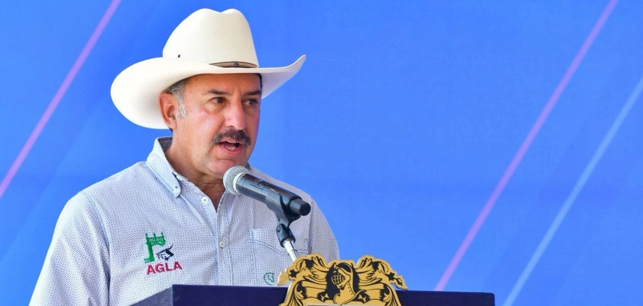 Tere Jiménez refuerza el campo con la entrega de 200 toretes para mejorar la calidad genética del ganado en Aguascalientes.