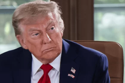 A través de sus redes sociales, el presidente Donald Trump anunció el fin de la guerra de 12 días entre Irán e Israel