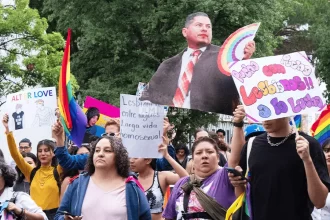 De manera pacífica se conmemoró la lucha de la comunidad LGBTTTIQ+ durante la marcha del orgullo 2025.