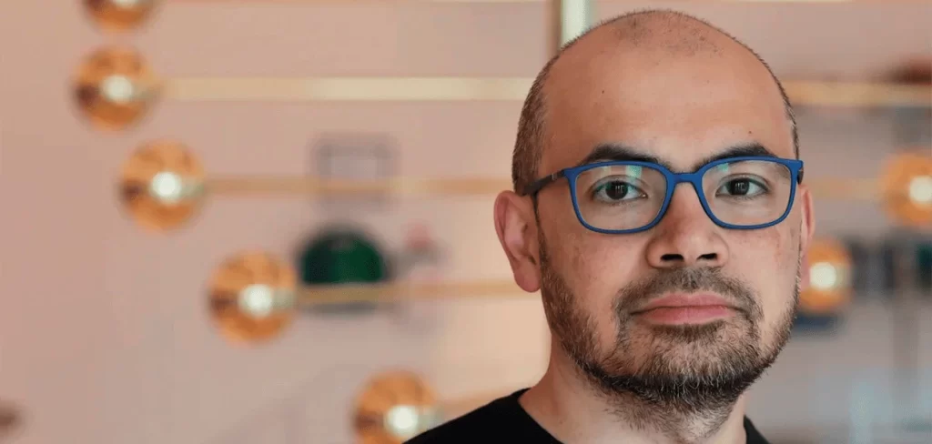 Demis Hassabis, CEO de Google DeepMind y su visión futurista de la IA. Foto redes Demis Hassabis