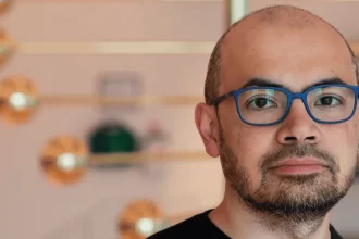 Demis Hassabis, CEO de Google DeepMind y su visión futurista de la IA. Foto redes Demis Hassabis
