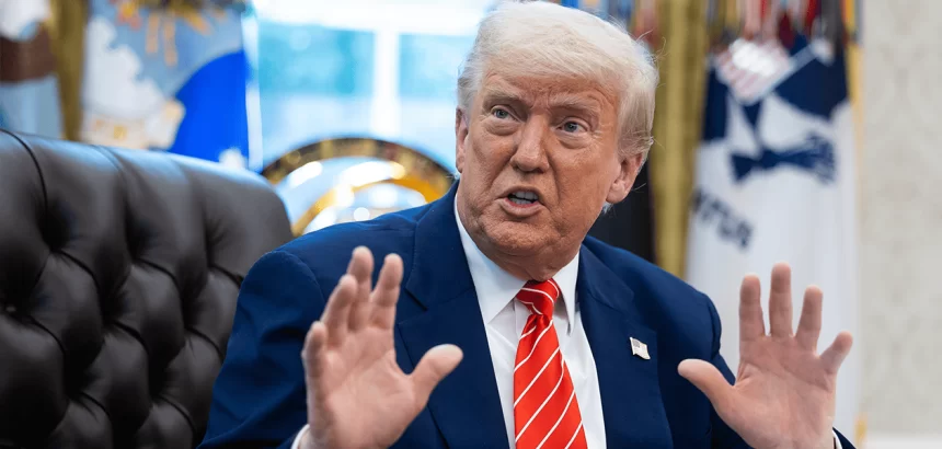 El presidente estadounidense Donald Trump dijo que la manera más viable de ahorrar millones es retirar subsidios que tiene con las empresas del magnate Elon Musk