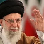 Jameneí responde a bombardeos de EE.UU. con un ataque en Qatar y una advertencia firme: Irán no se someterá.