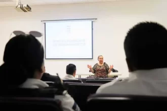 Oficiales de la Policía Municipal de Aguascalientes recibieron capacitación en derechos humanos y diversidad para promover un trato digno e inclusivo hacia la comunidad LGBTTTIQ+.