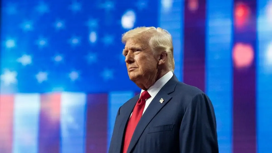 Trump descarta gravedad del ataque iraní en Qatar y destaca: “ningún herido, es momento de buscar la paz”.