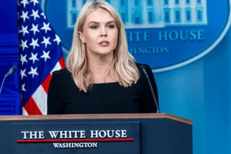 Karoline Leavitt, secretaria de prensa de la Casa Blanca, dio a conocer la postura del presidente Trump sobre el conflicto de Irán e Israel