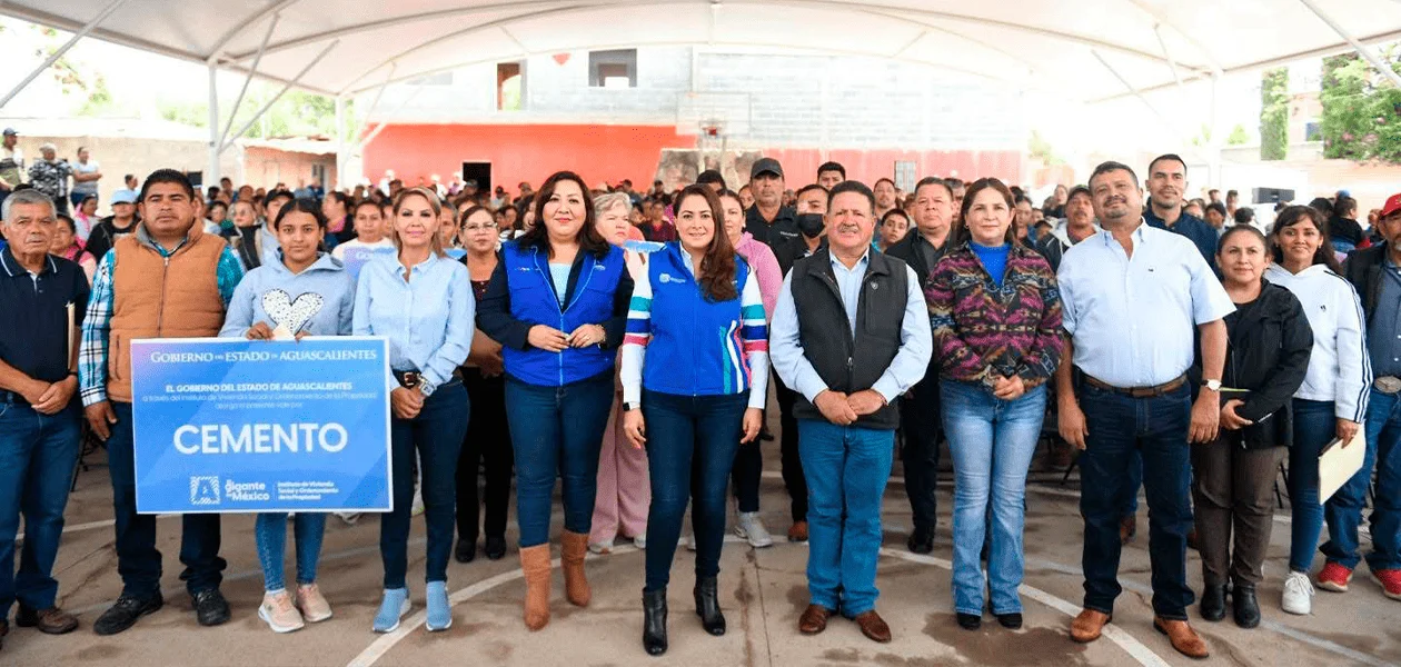 La gobernadora Tere Jiménez, entrega apoyos para el fortalecimiento del campo en Asientos
