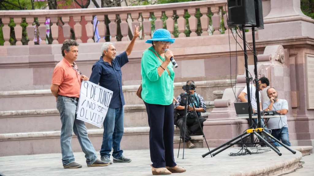 La maestra exnormalista y activista social Maria de Jesus Rangel dejo manifiesto su apoyo al movimiento JLM
