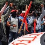 Maestros se manifestaron a las afueras de las inmediaciones de la Secretaría de Gobernación, provocando una serie de disturbios