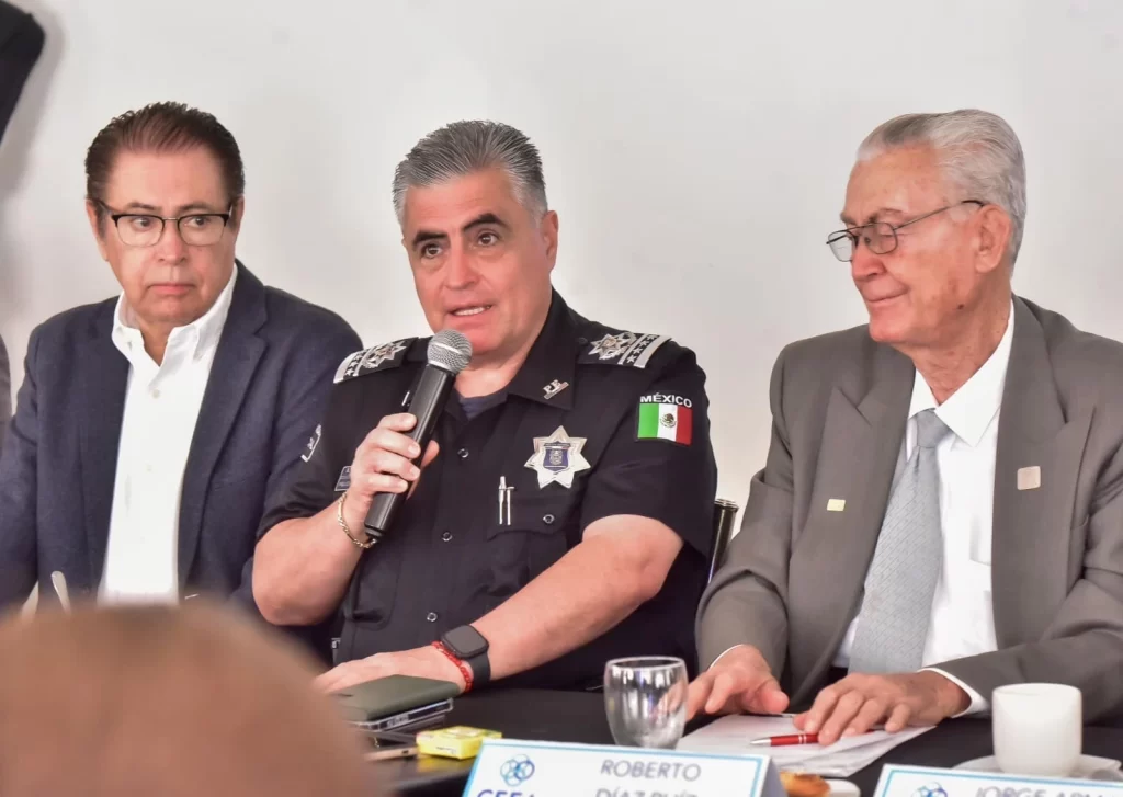 Antonio Martinez Romo destaco ante empresarios el compromiso que tiene con ellos la SSPE