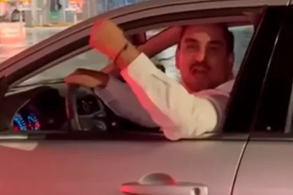 Conductor que protagonizó agresión verbal a dos mujeres, rompe el silencio por medio de una carta donde explica lo ocurrido.