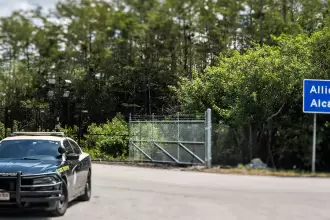 El Consulado mexicano, visitó el centro de detenciones Alligator Alcatraz, y a los 14 mexicanos recluidos