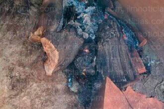 El cuerpo de dos personas calcinadas se encontraron debajo de una canaleta en un camino que conduce a Carboneras, Tepezalá