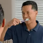 El lavado de dientes, tan importante como el lavado de mano, asegura el experto en salud bucal César Ramírez Ruelas. Foto National Cancer Institute