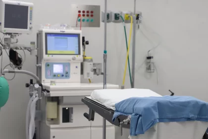 El Hospital General de Calvillo brinda atención gratuita y especializada en enfermedades crónico-degenerativas, con tecnología médica avanzada y servicios 24/7.