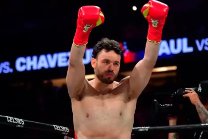 Julio César Chávez Jr. fue detenido por vínculos con el Cártel de Sinaloa, anunció este día ICE de Estados Unidos