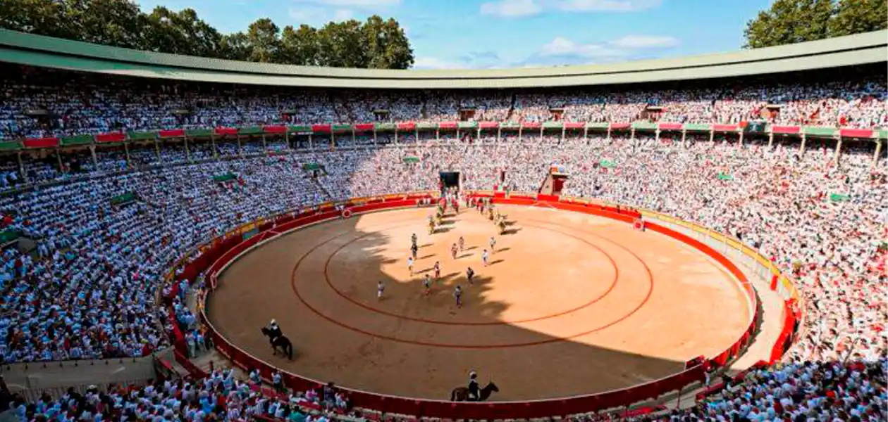 Un éxito en todos sentidos fue Pamplona. 19 mil 700 aficionados por la tarde y mil menos en la mañana durante los ocho días consecutivos, asistieron a La Misericordia. Foto: JLMNoticias / PTPamplona.