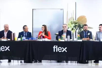 Tere Jiménez refrenda apoyo y seguridad al sector industrial en reunión con el CLIA; destaca inversión en tecnología y compromiso con la competitividad.