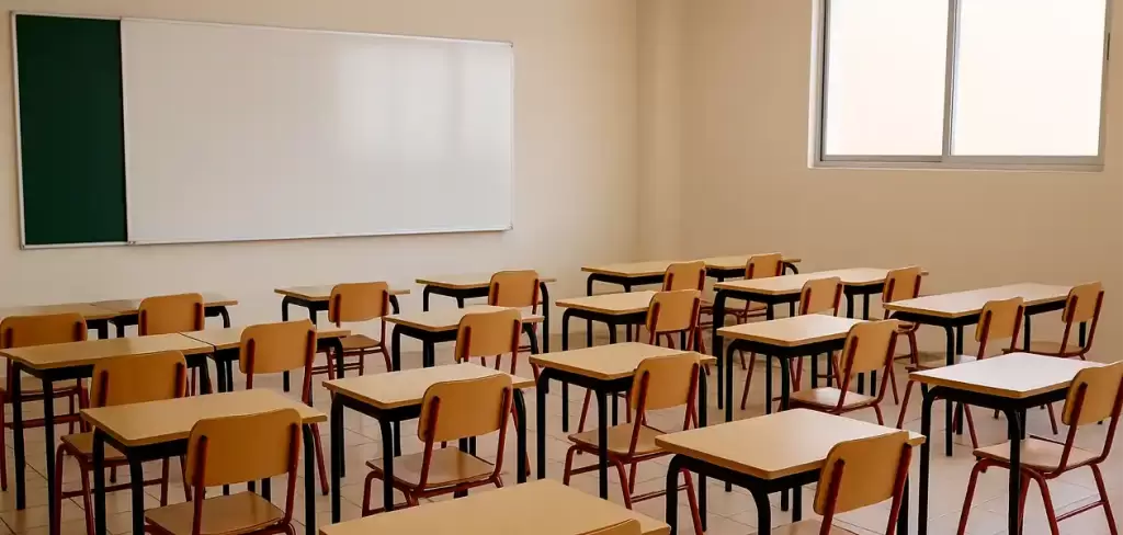 La SEP cambia el Calendario Escolar 2025-2026: arranque tardío, más vacaciones y nuevos puentes. Foto: JLMNoticias / Especial.