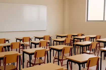 La SEP cambia el Calendario Escolar 2025-2026: arranque tardío, más vacaciones y nuevos puentes. Foto: JLMNoticias / Especial.