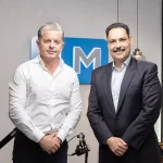El senador Toño Martín del Campo, conversando con el periodista José Luis Morales en el podcast de JLMNoticias. Foto: JLMNoticias / Valeria Linares.