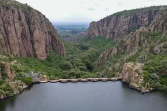 Presas de Aguascalientes alcanzan niveles históricos tras las lluvias de junio. La estrategia de mantenimiento permitió captar más agua para el campo.