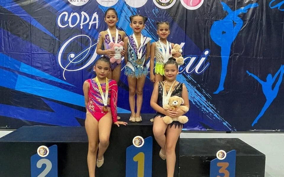 Gimnastas de Aguascalientes ganan 12 medallas en la Copa Nacional Shadday de Gimnasia Rítmica, destacando en las categorías 5A, 5B, 4A y 4B.