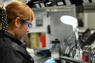 Aguascalientes registra un crecimiento industrial de 3.1% en marzo de 2025, impulsado por la construcción, manufactura y sectores estratégicos.