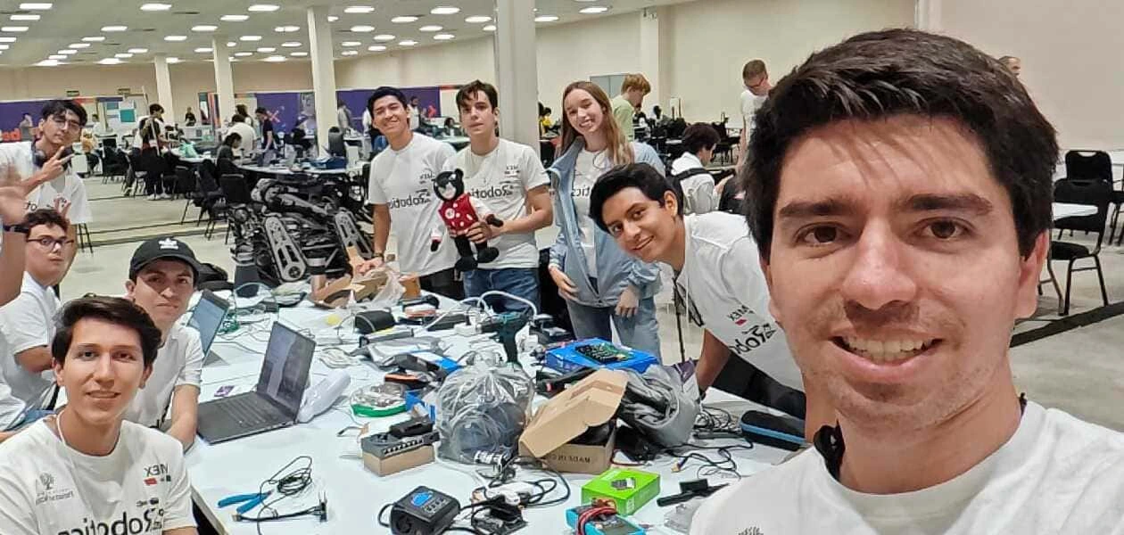 Estudiantes de Aguascalientes compiten en RoboCup 2025 en Brasil con “Ek Balam”, un robot diseñado para misiones de rescate en entornos extremos.
