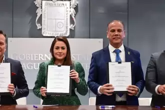 Gobierno de Aguascalientes digitaliza actas de nacimiento para agilizar trámites universitarios. Más de 60 instituciones ya se suman a esta iniciativa.