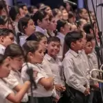 Más de 200 niñas y niños de 15 estados cerraron el Encuentro Nacional Esperanza Azteca con un emotivo concierto en el Teatro Aguascalientes.