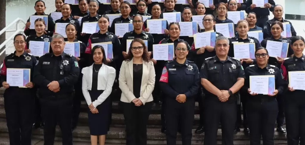 Policía Rosa se capacita en derechos humanos y atención a mujeres vulnerables. Refuerzan habilidades con curso de 40 horas en la Unpol.