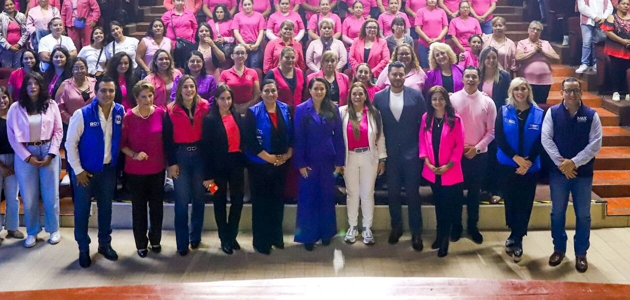 Tere Jiménez impulsa el programa Tarjeta Rosa en Aguascalientes para empoderar a mujeres como líderes comunitarias y agentes de cambio social.