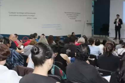 Gobierno de Aguascalientes ofrece cursos gratuitos para emprendedores en agosto con temas de motivación, innovación y marketing. Cupo limitado.