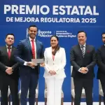 Premio Estatal de Mejora Regulatoria 2025 distingue proyectos que agilizan trámites y digitalizan servicios en Aguascalientes para beneficio ciudadano.