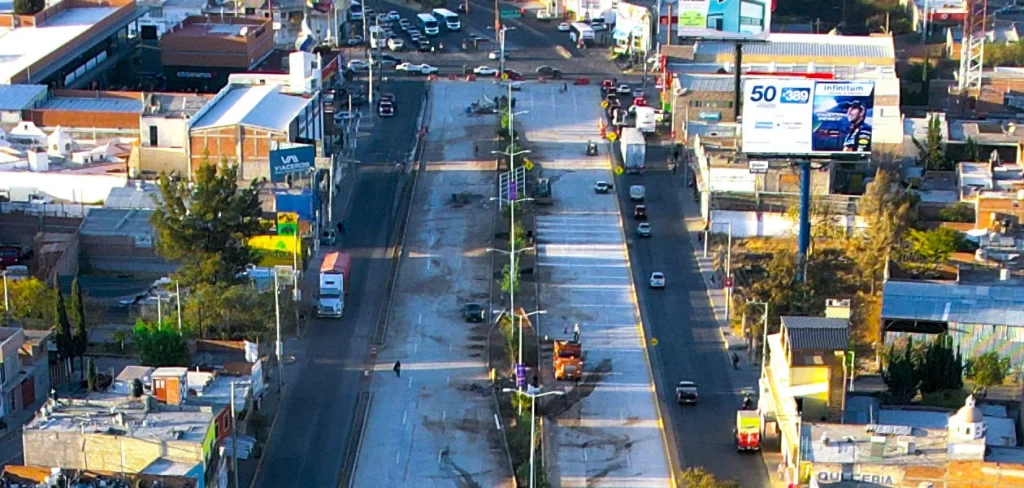 Con más de mil mdp invertidos, la rehabilitación del Tercer Anillo en Aguascalientes avanza en su quinta etapa, beneficiando a más de 1.4 millones de personas.